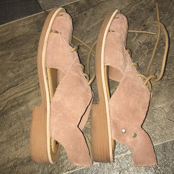 CAT Maren unconstructed leather lace up sandal - Picture 10 of 12